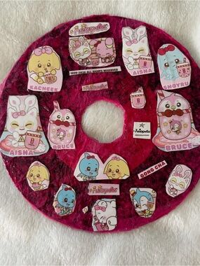 Neopets Pink Gong Cha Vinyl Art